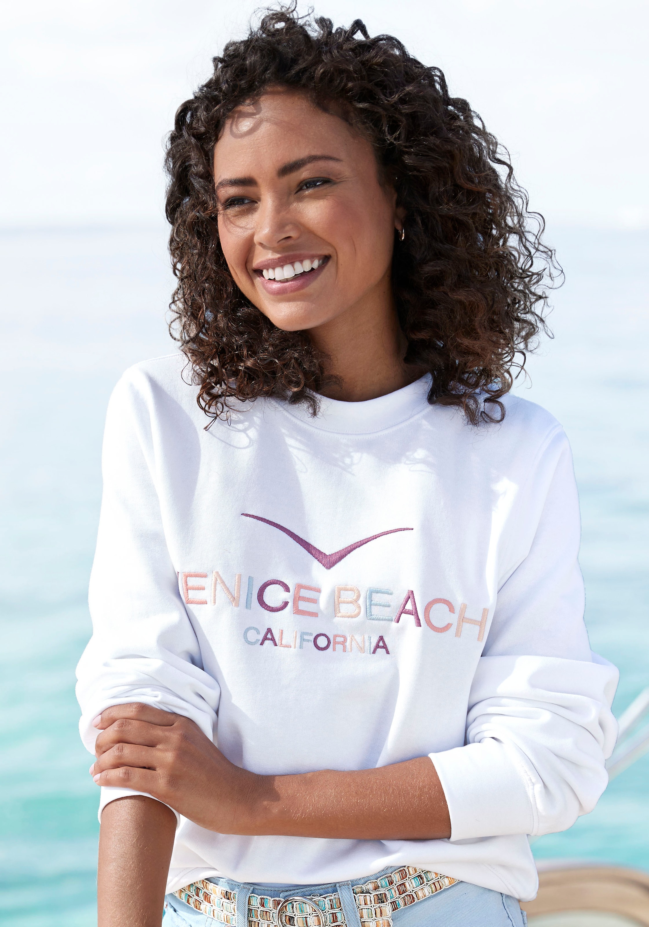 Venice Beach Sweatshirt, mit großer Logostickerei, sportlich-casual