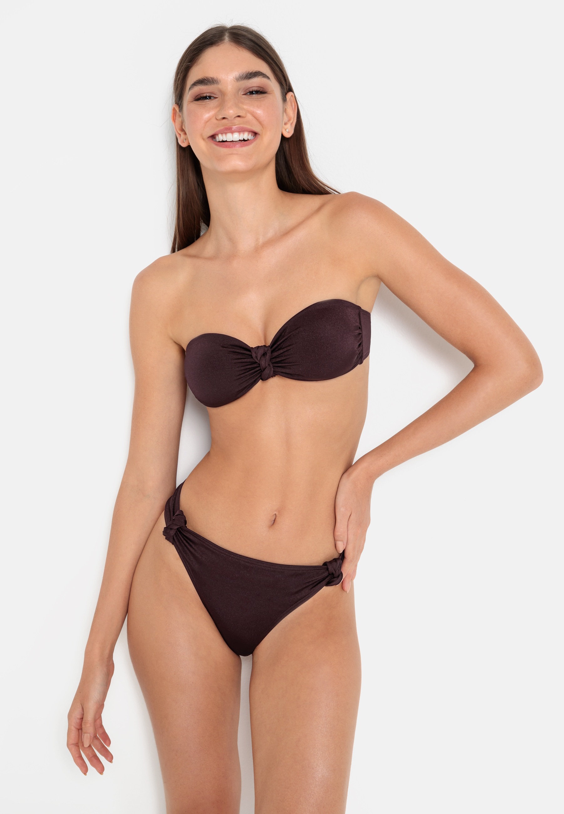 LSCN by LASCANA Bikini-Hose »Nele«, mit glänzender Beschichtung