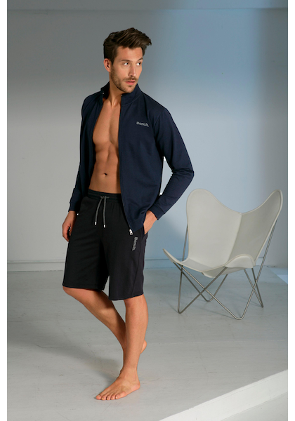 Bench. Loungewear Sweatjacke, mit Stehkragen aus leichter und bequemer Sweatware