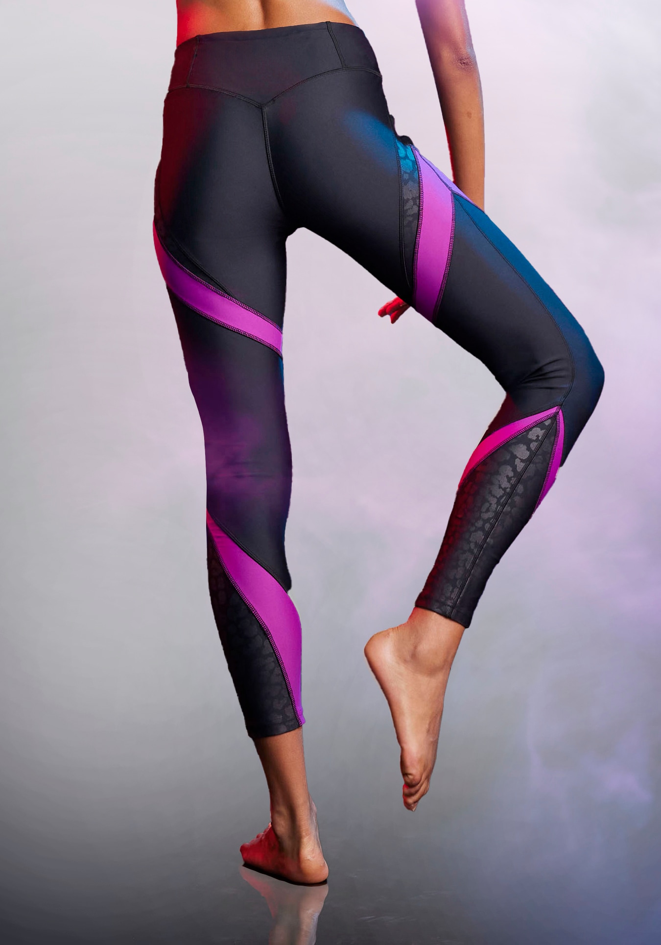 LASCANA ACTIVE Leggings, mit Leo- und Farbeinsätzen