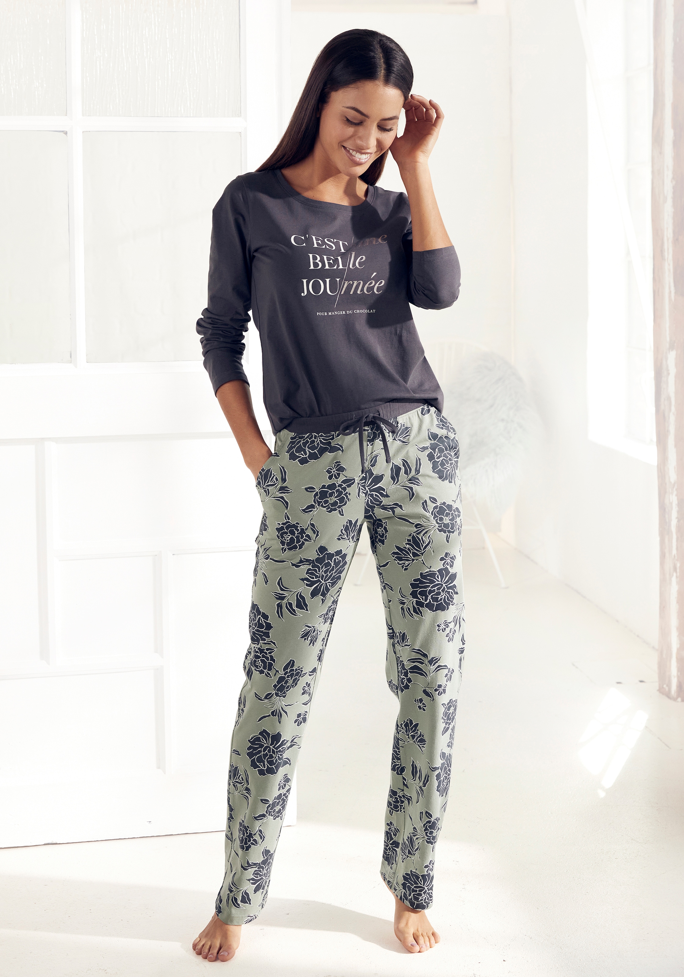 Vivance Dreams Pyjama, mit | LASCANA großem Blumen-Druck online Stück), Lingerie 1 (2 kaufen Unterwäsche tlg., & Bademode, »