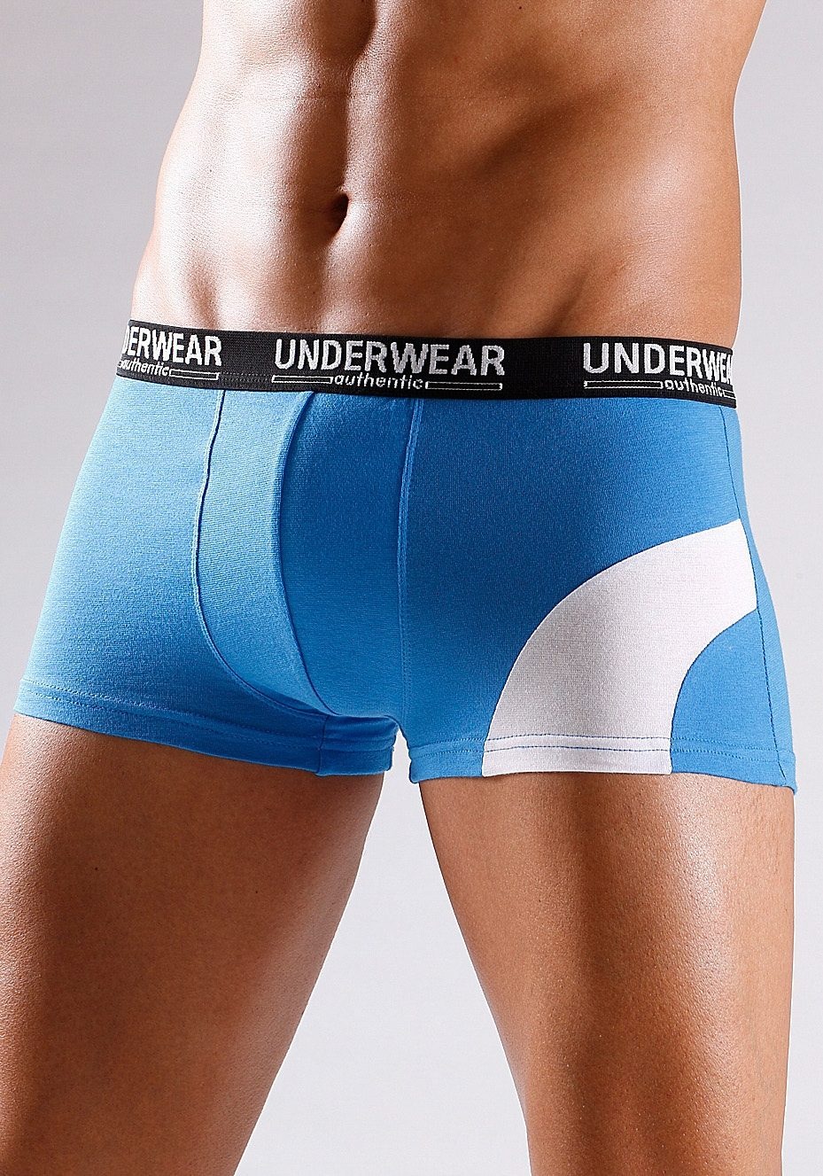 AUTHENTIC UNDERWEAR Boxershorts, (Packung, 4 St.), in Hipster-Form mit kontrastfarbenen Einsatz