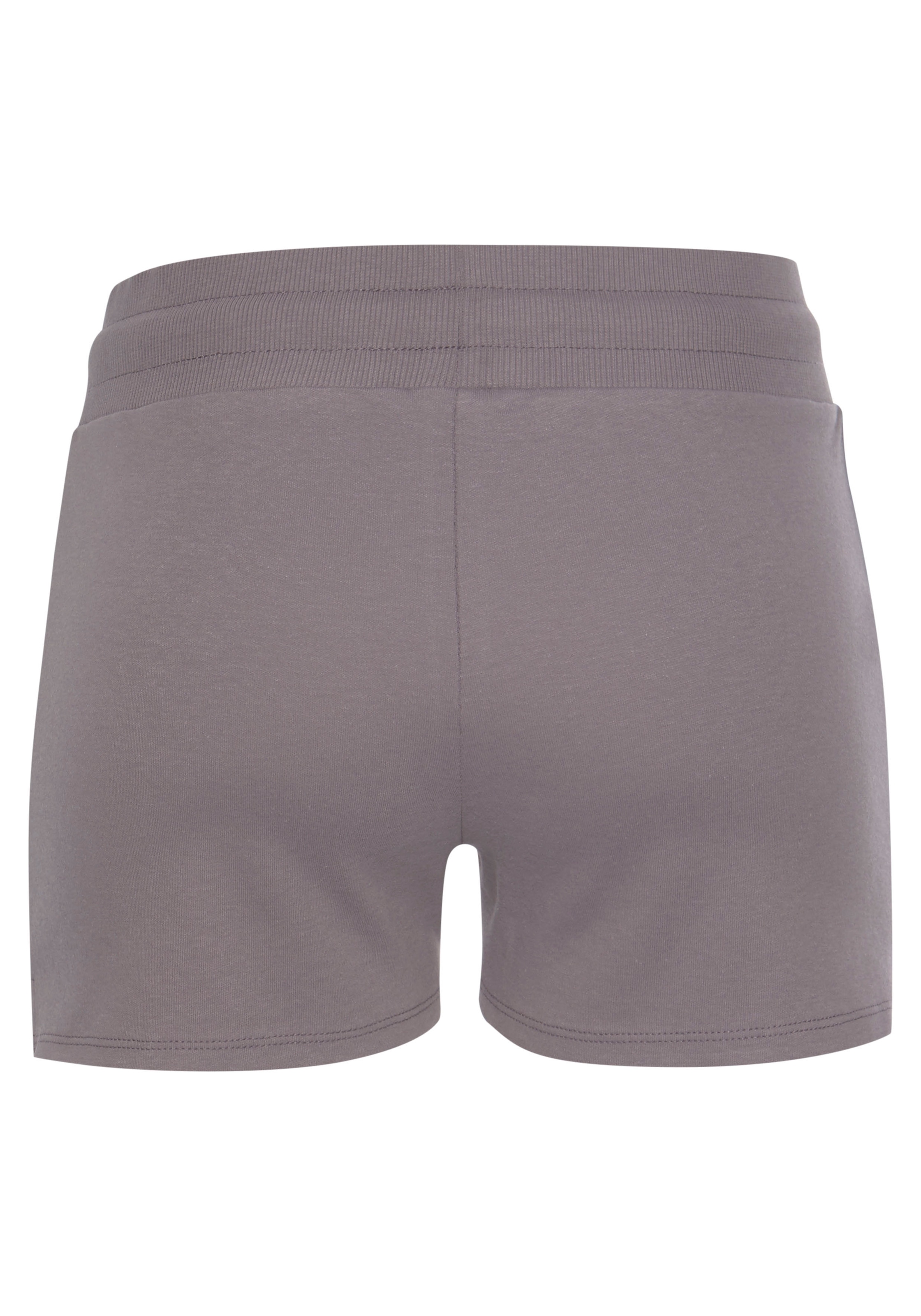 LASCANA ACTIVE Shorts, mit kleinen Seitenschlitzen » LASCANA | Bademode,  Unterwäsche & Lingerie online kaufen | Sportshorts